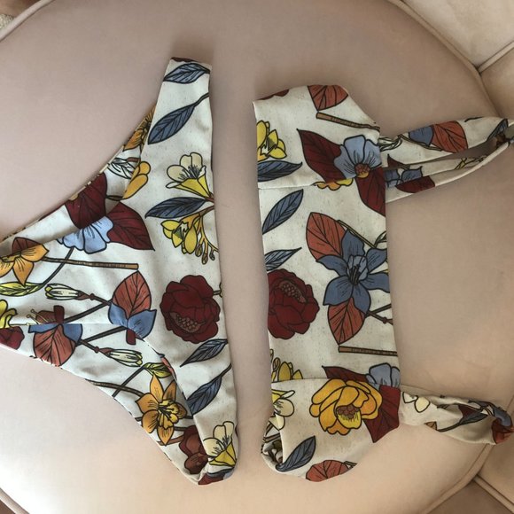 Stone Fox Swim Wildflower Bikini Set - Picture 2 of 6